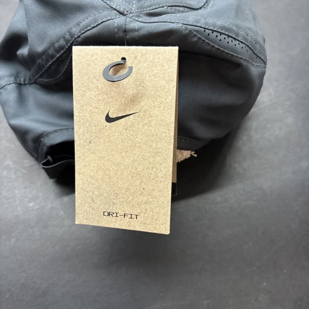Nike Dri-Fit AeroBill Featherlight‎ Gray Adjustable Tennis MFS Investment Mgmnt